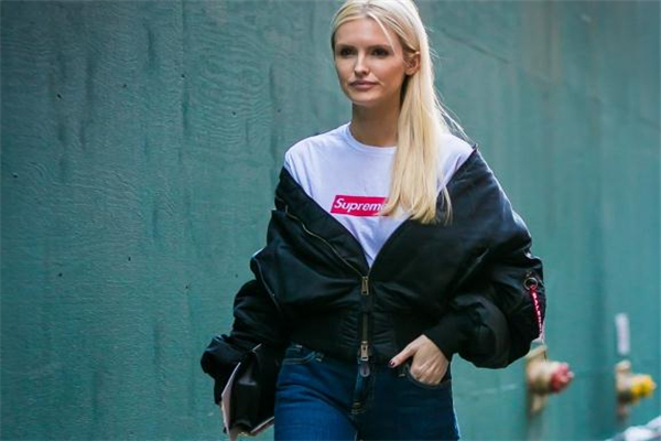 飛行夾克配什么襯衫 輕松玩轉(zhuǎn)冬季衣柜 飛行夾克配什么襯衫 輕松玩轉(zhuǎn)冬季衣柜