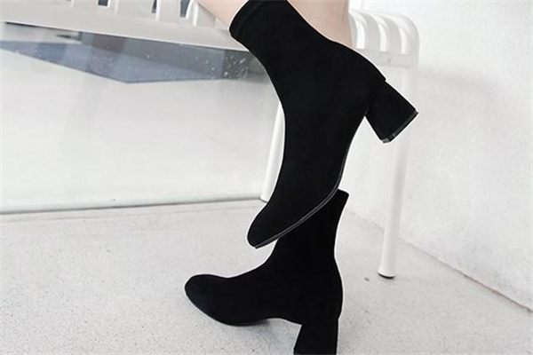 靴子筒圍大了如何縮小 找專業(yè)師傅 靴子筒圍大了如何縮小 找專業(yè)師傅