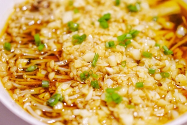 金針菇一般煮幾分鐘 三分鐘就能熟 金針菇一般煮幾分鐘 三分鐘就能熟