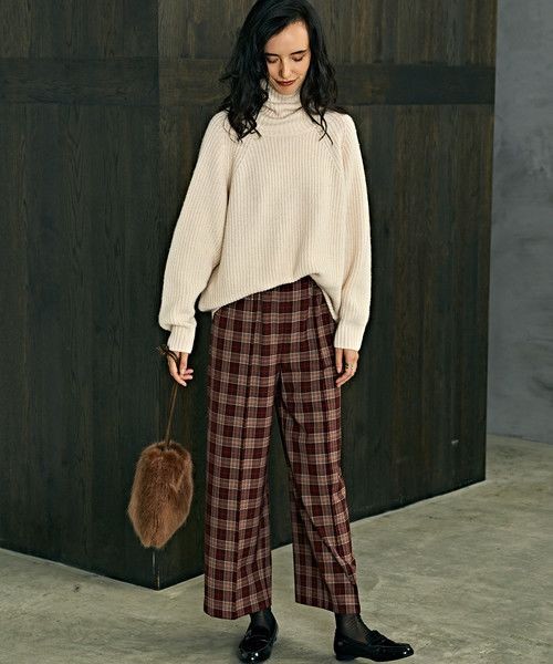 秋冬酒紅色衣服搭配圖片 酒紅色衣服秋冬穿搭 秋冬酒紅色衣服搭配圖片 酒紅色衣服秋冬穿搭