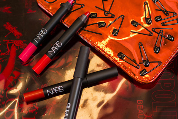 2018nars圣誕限量口紅套裝試色 4支顏色超好看 2018nars圣誕限量口紅套裝試色 4支顏色超好看