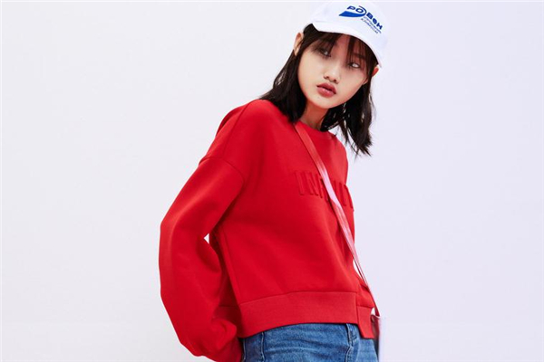 空氣棉衣服的優(yōu)缺點(diǎn) 冬季離不開(kāi)它 空氣棉衣服的優(yōu)缺點(diǎn) 冬季離不開(kāi)它