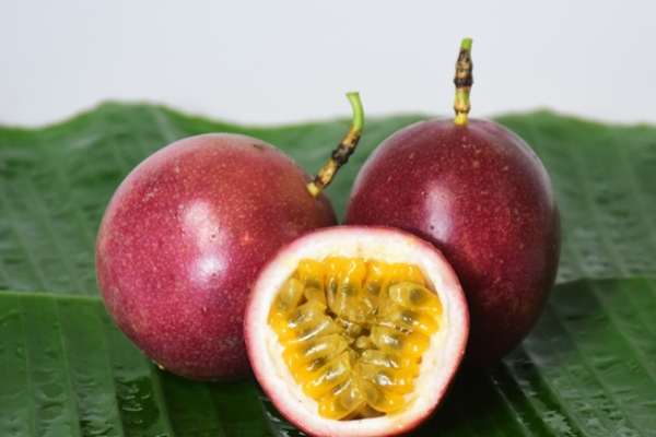 百香果是什么味道 酸酸的很帶感 百香果是什么味道 酸酸的很帶感