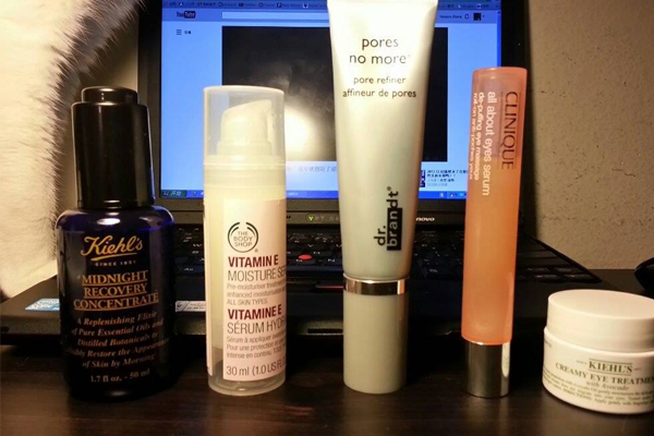 眼霜怎么涂抹吸收快 逆方向按摩 眼霜怎么涂抹吸收快 逆方向按摩