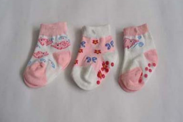 嬰兒襪子如何選擇最好 嬰兒襪子如何選擇最好