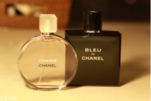 香水為什么分前中后調(diào) 香水小知識(shí) 香水為什么分前中后調(diào) 香水小知識(shí)