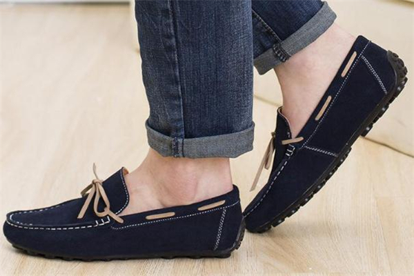 豆豆鞋前面磨底怎么辦 保養(yǎng)措施很關(guān)鍵 豆豆鞋前面磨底怎么辦 保養(yǎng)措施很關(guān)鍵