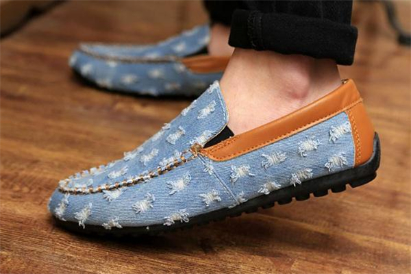 豆豆鞋前面磨底怎么辦 保養(yǎng)措施很關(guān)鍵 豆豆鞋前面磨底怎么辦 保養(yǎng)措施很關(guān)鍵