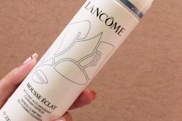 蘭蔻洗面奶可以卸妝嗎 不是很徹底 蘭蔻洗面奶可以卸妝嗎 不是很徹底