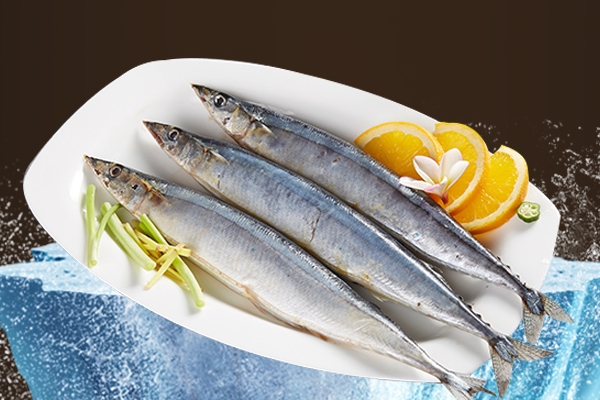 秋刀魚(yú)可以清蒸嗎 方法超簡(jiǎn)單 秋刀魚(yú)可以清蒸嗎 方法超簡(jiǎn)單