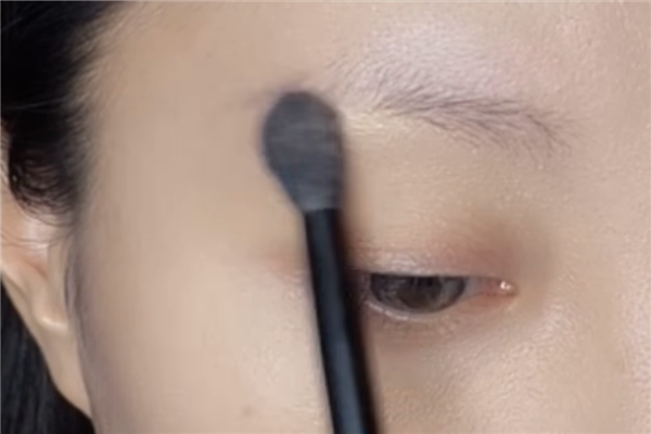 混血眼妝教程圖解 混血美人的臉龐 混血眼妝教程圖解 混血美人的臉龐