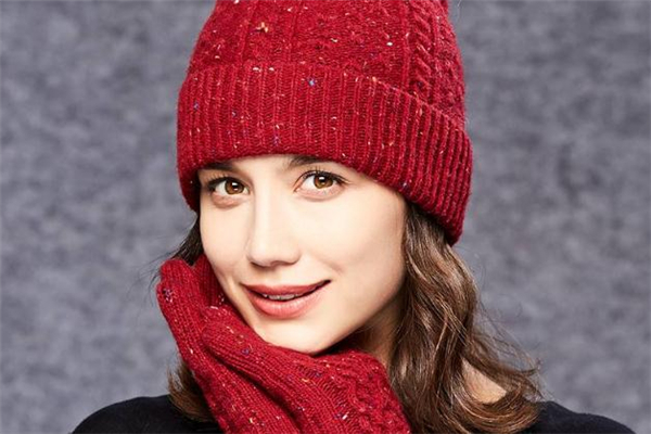 針織帽怎么固定 這樣就不會掉了 針織帽怎么固定 這樣就不會掉了