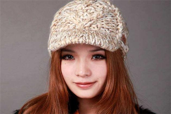 針織帽怎么固定 這樣就不會掉了 針織帽怎么固定 這樣就不會掉了