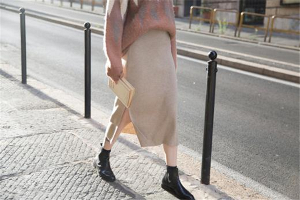 小個子如何挑選長裙 記住這三點 小個子如何挑選長裙 記住這三點