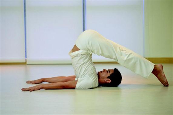 陰瑜伽適合冬天練嗎 注意熱身和保暖 陰瑜伽適合冬天練嗎 注意熱身和保暖