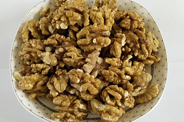 核桃為什么這么干凈 經(jīng)過漂白劑漂白 核桃為什么這么干凈 經(jīng)過漂白劑漂白