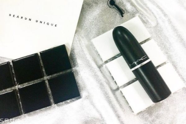 mac小辣椒口紅怎么樣 mac小辣椒口紅干不干 mac小辣椒口紅怎么樣 mac小辣椒口紅干不干