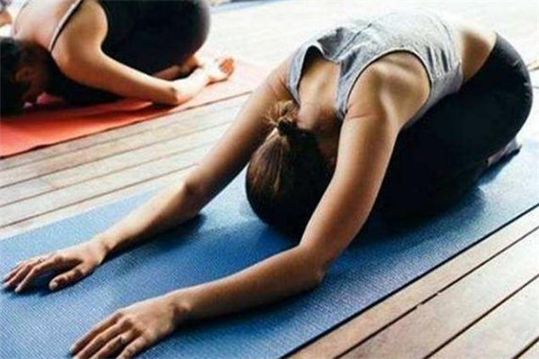 晚上適合練什么陰瑜伽 這些動作都不錯 晚上適合練什么陰瑜伽 這些動作都不錯