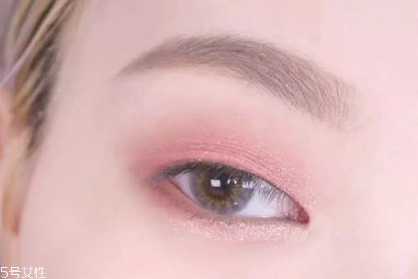 深棕色眼妝怎么畫 眼妝的畫法步驟教程 深棕色眼妝怎么畫 眼妝的畫法步驟教程