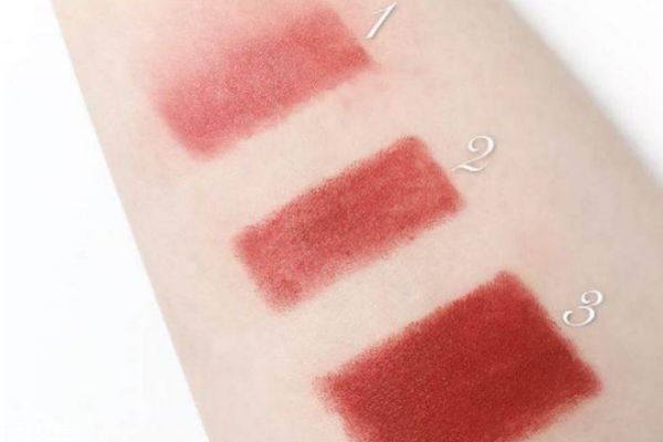 mac小辣椒口紅怎么樣 mac小辣椒口紅干不干 mac小辣椒口紅怎么樣 mac小辣椒口紅干不干