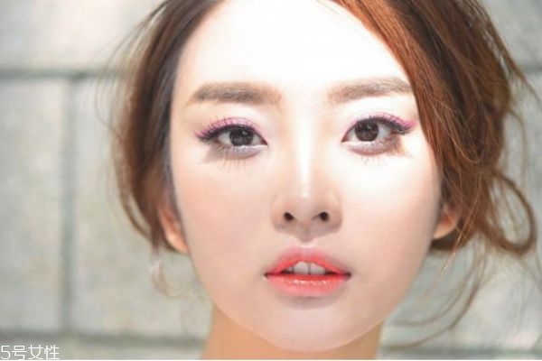 韓式三點(diǎn)雙眼皮與全切雙眼皮有什么不同 各有優(yōu)缺點(diǎn) 韓式三點(diǎn)雙眼皮與全切雙眼皮有什么不同 各有優(yōu)缺點(diǎn)