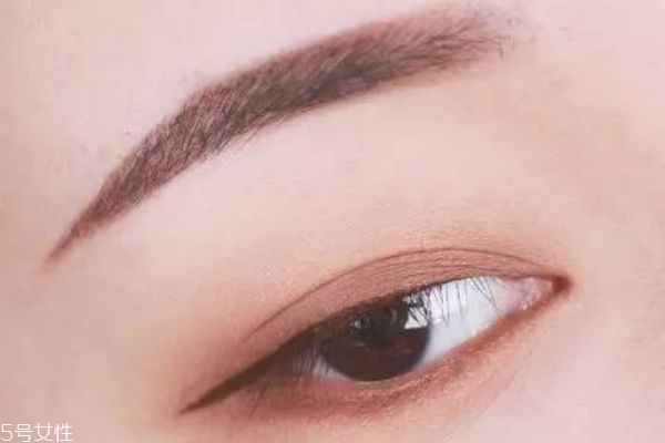 深棕色眼妝怎么畫 眼妝的畫法步驟教程 深棕色眼妝怎么畫 眼妝的畫法步驟教程