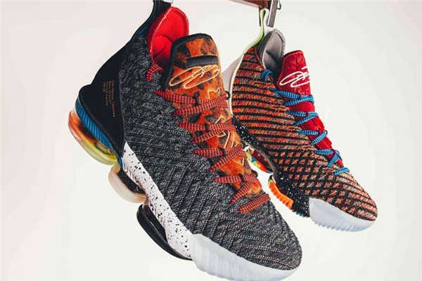 耐克詹姆斯16偏碼嗎 正常碼數(shù)購買即可 耐克詹姆斯16偏碼嗎 正常碼數(shù)購買即可