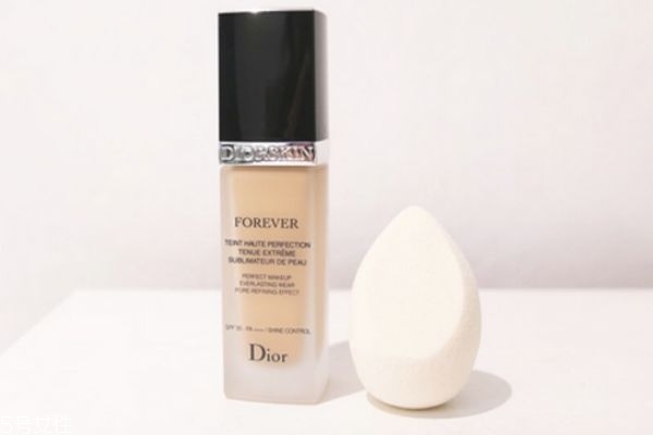 迪奧恒久凝脂粉底液怎么用 迪奧恒久凝脂粉底液色號(hào)