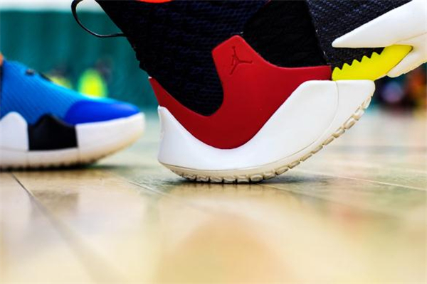 why not zero.2威少二代實(shí)戰(zhàn)測(cè)評(píng) 新一代實(shí)戰(zhàn)利器 why not zero.2威少二代實(shí)戰(zhàn)測(cè)評(píng) 新一代實(shí)戰(zhàn)利器