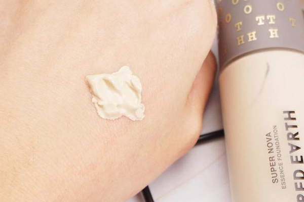 redearth粉底液多少錢(qián) redearth粉底液色號(hào)怎么選 redearth粉底液多少錢(qián) redearth粉底液色號(hào)怎么選