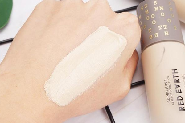 redearth粉底液多少錢(qián) redearth粉底液色號(hào)怎么選 redearth粉底液多少錢(qián) redearth粉底液色號(hào)怎么選