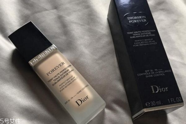 迪奧恒久凝脂粉底液怎么用 迪奧恒久凝脂粉底液色號(hào)