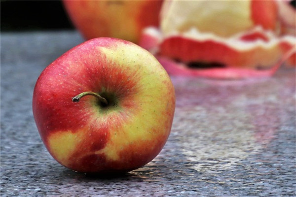 蘋果公母怎么區(qū)分的 蘋果甜不甜因有公母 蘋果公母怎么區(qū)分的 蘋果甜不甜因有公母