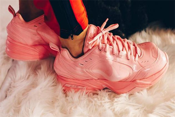 martine rose聯(lián)名air monarch 4多少錢 前衛(wèi)造型吸睛無數(shù) martine rose聯(lián)名air monarch 4多少錢 前衛(wèi)造型吸睛無數(shù)