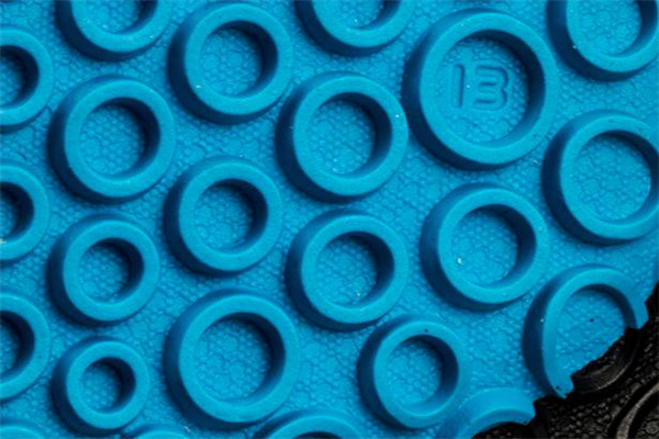 耐克pg3保羅喬治3代開箱測(cè)評(píng) 配置亮瞎眼 耐克pg3保羅喬治3代開箱測(cè)評(píng) 配置亮瞎眼