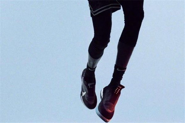 nike adapt bb上腳效果 腳感體驗(yàn)非常棒 nike adapt bb上腳效果 腳感體驗(yàn)非常棒