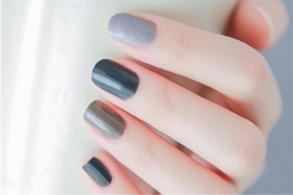 純色跳色美甲圖片 顯手白跳色美甲 純色跳色美甲圖片 顯手白跳色美甲