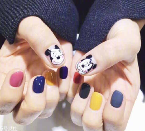 純色跳色美甲圖片 顯手白跳色美甲 純色跳色美甲圖片 顯手白跳色美甲