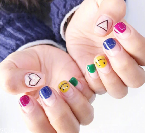 純色跳色美甲圖片 顯手白跳色美甲 純色跳色美甲圖片 顯手白跳色美甲