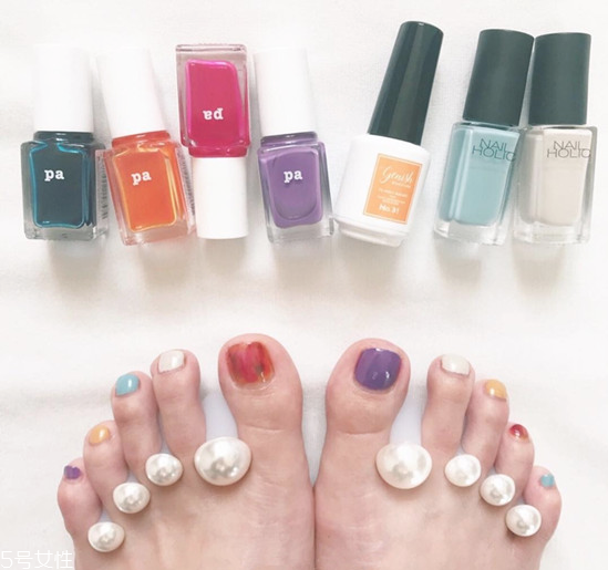 純色跳色美甲圖片 顯手白跳色美甲 純色跳色美甲圖片 顯手白跳色美甲