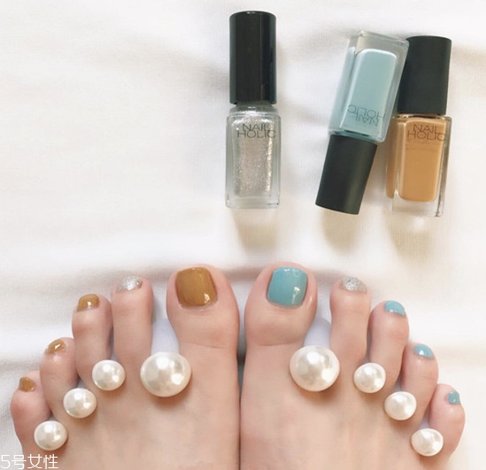 純色跳色美甲圖片 顯手白跳色美甲 純色跳色美甲圖片 顯手白跳色美甲