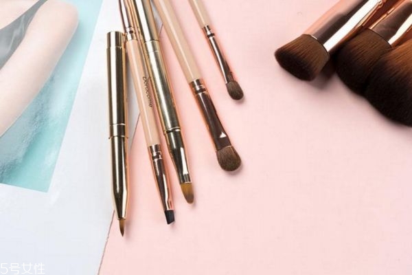 平價好用的化妝刷有哪些 化妝刷入門版推薦 平價好用的化妝刷有哪些 化妝刷入門版推薦