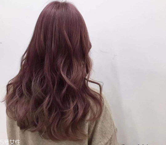 微卷長(zhǎng)發(fā)發(fā)型 女生微卷長(zhǎng)發(fā)圖片 微卷長(zhǎng)發(fā)發(fā)型 女生微卷長(zhǎng)發(fā)圖片