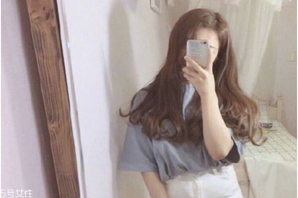 微卷長(zhǎng)發(fā)發(fā)型 女生微卷長(zhǎng)發(fā)圖片 微卷長(zhǎng)發(fā)發(fā)型 女生微卷長(zhǎng)發(fā)圖片