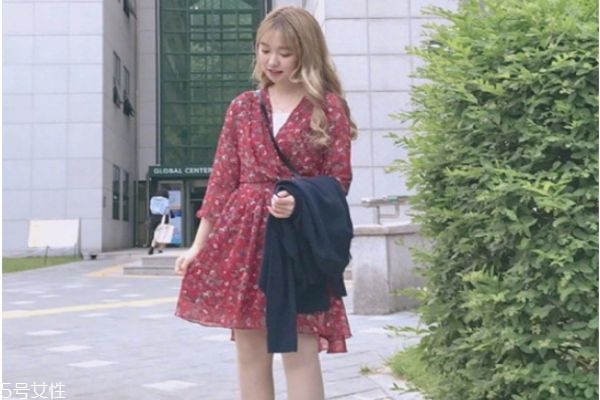 長卷發(fā)適合染什么顏色 長發(fā)卷發(fā)圖片2019最新 長卷發(fā)適合染什么顏色 長發(fā)卷發(fā)圖片2019最新