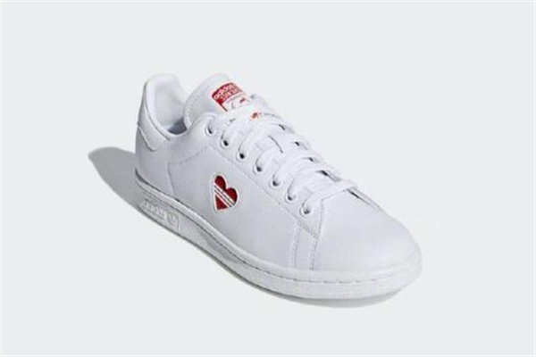 2019阿迪達(dá)斯情人節(jié)限定多少錢 設(shè)計(jì)很有愛(ài) 2019阿迪達(dá)斯情人節(jié)限定多少錢 設(shè)計(jì)很有愛(ài)