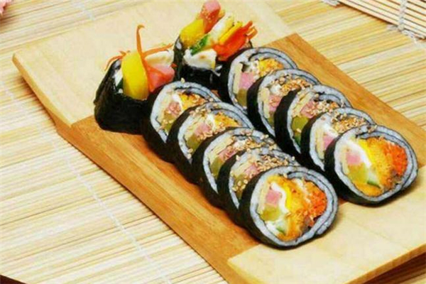 紫菜包飯用什么米 大米糯米都行 紫菜包飯用什么米 大米糯米都行