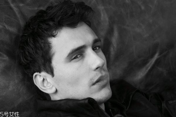 男士護膚步驟的先后順序 男士護膚的正確步驟 男士護膚步驟的先后順序 男士護膚的正確步驟