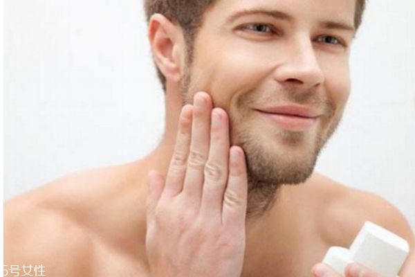 男明星怎么護膚 男人護膚的三大要點 男明星怎么護膚 男人護膚的三大要點