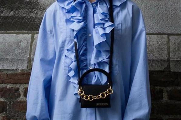 jacquemus迷你包專(zhuān)柜價(jià)格 網(wǎng)紅最?lèi)?ài)包包款式